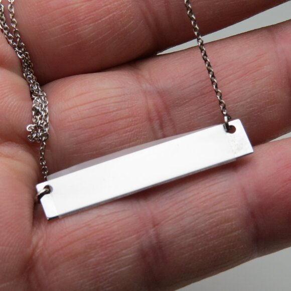 *925 Sterling Silver ID Name plate Necklace - Picture 1 of 5